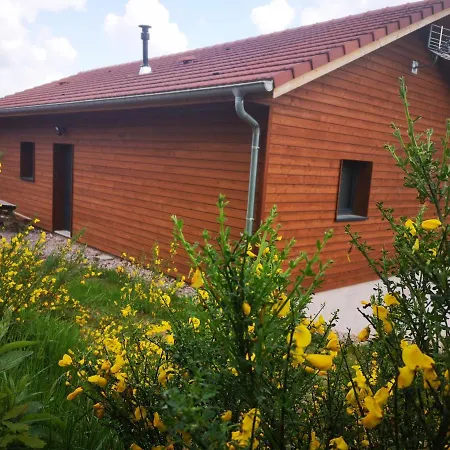 Chalé à L'orée Du Bois